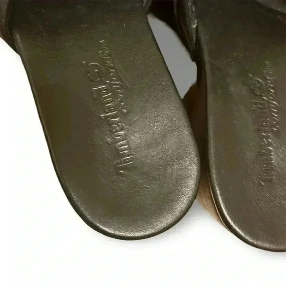 Timberland Slip-On Clogs Black Leather Women's Size 9M Casual Durable - Picture 4 of 6